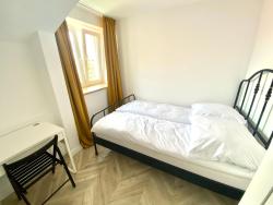 noclegi Sanok Apartament Sanok-z widokiem na rynek i tarasem