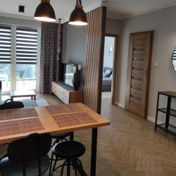 noclegi Ełk Apartament J Towers z widokiem na jezioro