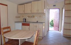 noclegi Jarosławiec Beautiful Home In Jaroslawiec With 2 Bedrooms, Wifi And Outdoor Swimming Pool