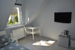 noclegi Rewal Sizen Rewal - Pokoje Gościnne Noclegi Apartament z osobnym wejściem Taras Wi-Fi