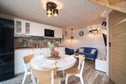 noclegi Władysławowo Domki Jelonek - Ogrzewane, klimatyzowane, balia-jacuzzi