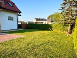 noclegi Sarbinowo Apartament z ogrodem