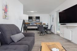 noclegi Świnoujście Nowa Flotylla 2-Bedroom Apartment with River and Port View by Noclegi Renters