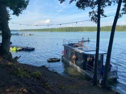 noclegi Ruciane-Nida Domek pływający HouseBoat 4U