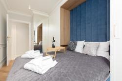 noclegi Gdynia Moderna Central Luxury Apartment with Parking in Gdynia by Noclegi Renters
