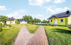 noclegi Dąbki Awesome Home In Dabki With 2 Bedrooms, Wifi And Outdoor Swimming Pool