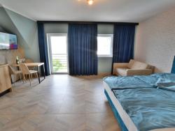 noclegi Ustronie Morskie Apartment right by the sea, Ustronie Morskie