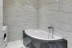 noclegi Sopot Palermo - Spacious Family Apartment 200 m from Sopot Beach by Lion Apartments