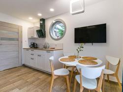 noclegi Niechorze Comfortable apartment with air conditioning, swimming pool, sauna, Niechorze