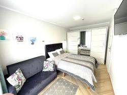 noclegi Kołobrzeg Apartament Superior Blue Przy Plaży- FREE Pool, Saunas, Jacuzzi, Fitness, Salzgrotte