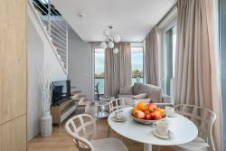 noclegi Mrzeżyno Lighthouse Luxury Penthouse - Jantar Apartamenty