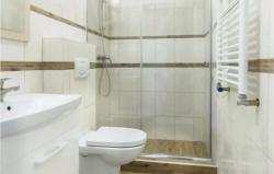 noclegi Karwia Stunning Apartment In Karwia