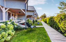 noclegi Karwia Stunning Home In Karwia With Outdoor Swimming Pool, Wifi And 2 Bedrooms