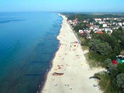 noclegi Sarbinowo Comfortable holiday home with a nice garden, close to the sea, Sarbinowo