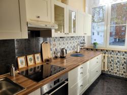 noclegi Kołobrzeg Apartament nad Parsętą w centrum - prywatne miejsce postojowe & dwa rowery