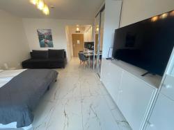 noclegi Kołobrzeg Kasprowicza 20 Luxury Apartments - Free Pool, Saunas, Salzgrotte, Jacuzzi, Gym, Childrens Playroom, Fitness