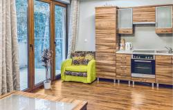 noclegi Stegna Cozy Apartment In Stegna With Kitchen