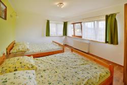 noclegi Sarbinowo Comfortable holiday home with a nice garden, close to the sea, Sarbinowo