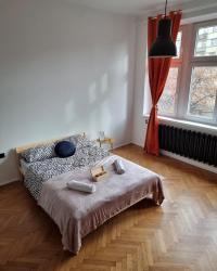 noclegi Kraków Big and cozy bedroom in Krakow