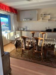 noclegi Międzyzdroje Willa Wicko - Międzyzdroje - apartamenty z aneksem - widok na Zalew Szczeciński