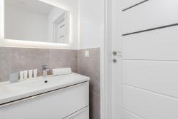 noclegi Puck Comfy Studio Zamkowa 400m from the Beach by Noclegi Renters