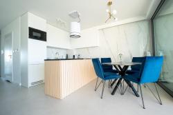noclegi Rewal HORIZON HEVENIA Rewal Apartament z dużym tarasem i widokiem na morze