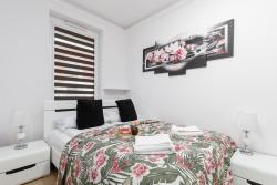 noclegi Kołobrzeg Apartament Osiedle Bursztynowe Bałtycka by Noclegi Renters