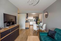 noclegi Kołobrzeg Apartament Biała Perła z garażem 3 C Perłowa Przystań - Holiday City