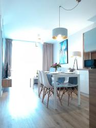 noclegi Kołobrzeg Arte Porta Mare przytulny apartament blisko morza z miejscem parkingowym