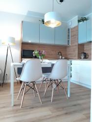 noclegi Kołobrzeg Arte Porta Mare przytulny apartament blisko morza z miejscem parkingowym