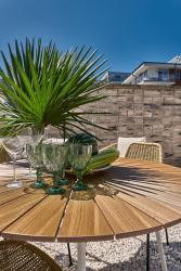 noclegi Rewal SZAFIROWE APARTAMENTY 2 kryty basen i sauna RESORT KLIFOWA