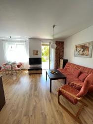 noclegi Kołobrzeg Apartament z garażem i ogrodem