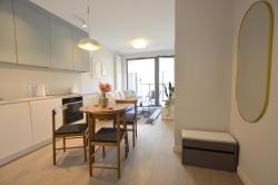 noclegi Gdańsk Green Estate Old Town Apartment, private parking, balcony