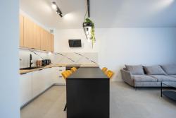 noclegi Rewal Apartament "Słoneczny" z tarasem, blisko morza