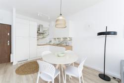 noclegi Sianożęty Apartament Perłowy z Basenem Letnim by HolidaySun