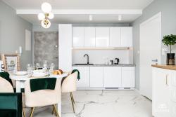noclegi Pobierowo Apartament Gold Sea z krytym basenem-Pobierowo Baltic Apartments-SANNEL Apartments for rent
