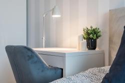noclegi Gdańsk Golden Reagan by Aparo - Nowy Apartament, Winda, Łóżeczko Turystyczne, Plaża 500m, Balkon, 2 Sypialnie oraz Salon, Rowerownia, Biurko