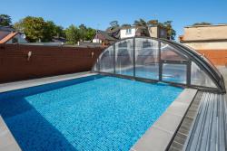 noclegi Pobierowo Pod Winogronem - Apartamenty z basenem i wyżywieniem