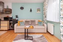 noclegi Gdańsk Subtle and Cosy Studio with Furnished Balcony in Gdańsk by Renters