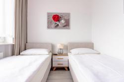 noclegi Karwia Willa Bliźniak - Pokoje i Apartamenty Bardzo Blisko Plaży