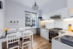 noclegi Gdynia Marina Comfort Apartment by BookingHost