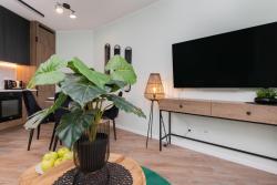 noclegi Gdańsk Green Apartment in Gdańsk with Free Access to the Gym and Parking by Renters