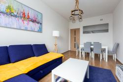 noclegi Gdynia Gdynia Centrum Cosy Apartment by BookingHost