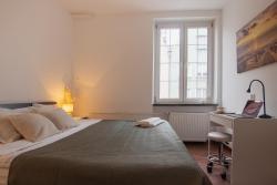 noclegi Gdańsk Just Stay Apartments One Bedroom Old Town Apartment