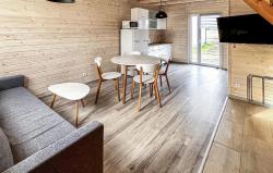 noclegi Rewal Beach Front Home In Rewal With Wifi