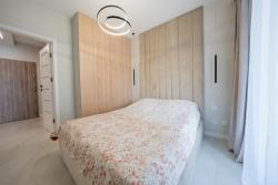 noclegi Rewal Apartament z wielkim tarasem Morska 2 Rewal 50m do morza