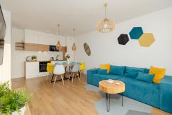 noclegi Sarbinowo Marynarska Modern Apartment with Parking by Noclegi Renters