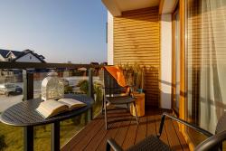 noclegi Sarbinowo Marynarska Modern Apartment with Parking by Noclegi Renters