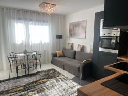 noclegi Gdańsk Wake Up To Baltic Views AON Apartment Just Minutes From Beach