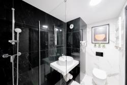 noclegi Kołobrzeg ROSA-Modern studio 29m2 AC, NETFLIX, PS4, POOL, SAUNA